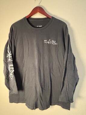 Salt Life Skull and Fishing Rods Long Sleeve T-Shirt XL
